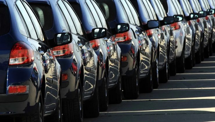 Otomobil sektöründe satışlar 4’te 1 oranında azaldı!